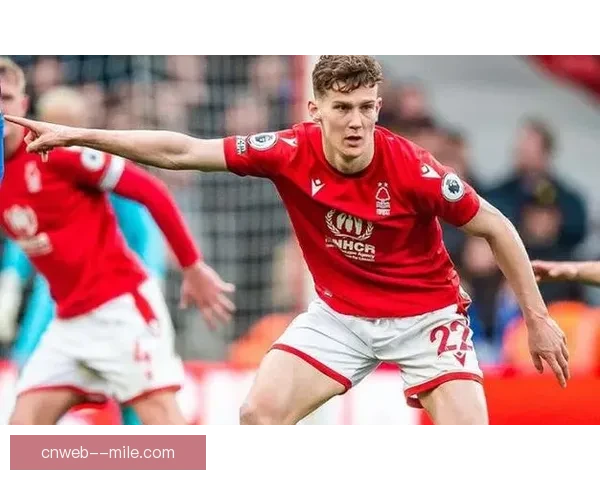 富勒姆主场五球大胜诺丁汉森林 展现强劲攻击力与防守稳固